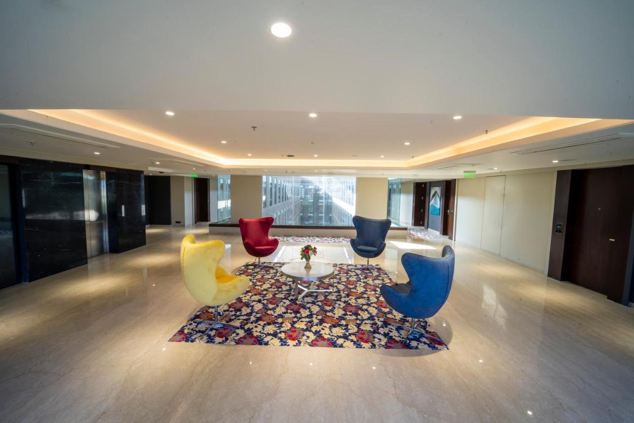 Essentia Luxury Hotel Indore Luaran gambar