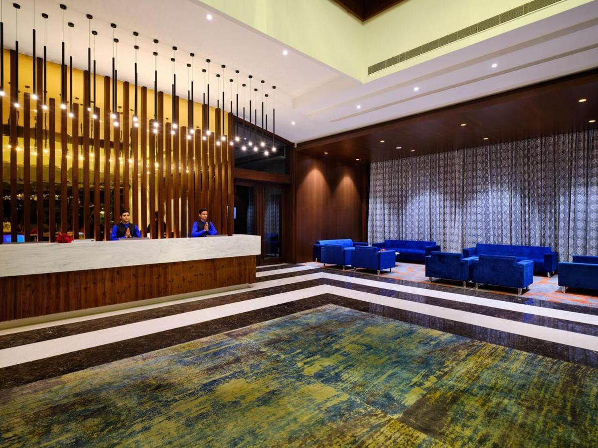 Essentia Luxury Hotel Indore Luaran gambar